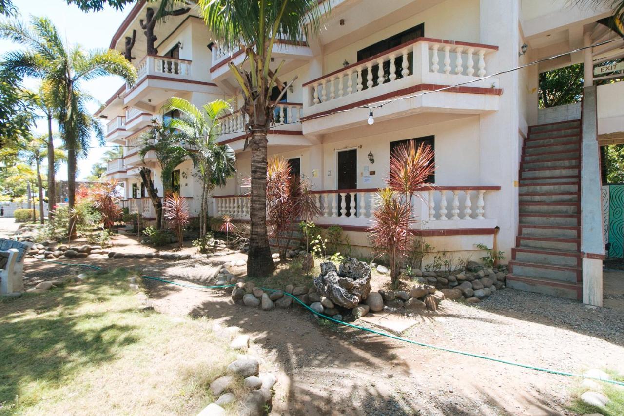 Reddoorz @ Seasun Beach Resort And Hotel Zambales Santa Cruz  Eksteriør billede